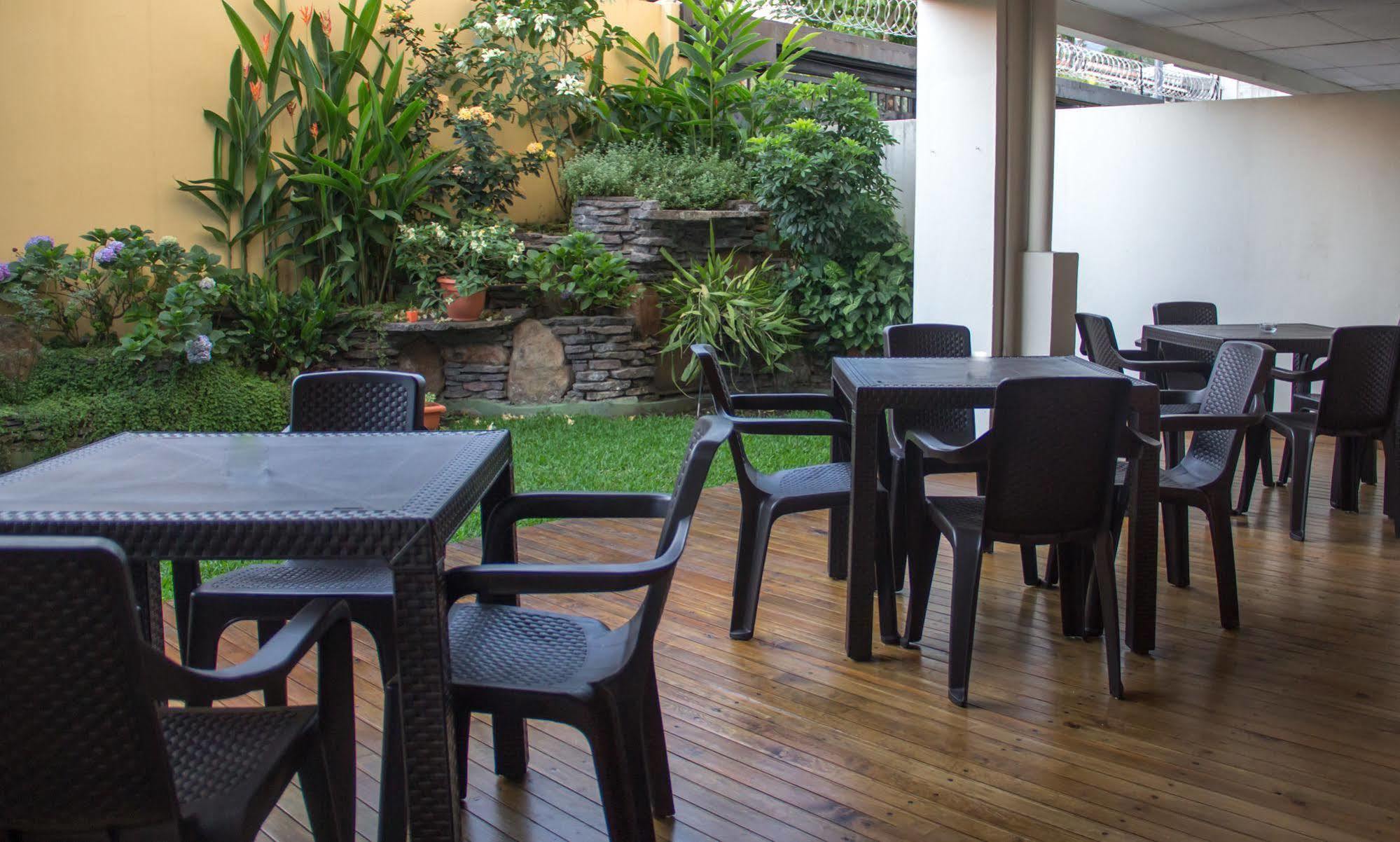Maria Jose Suites San Salvador Exterior photo